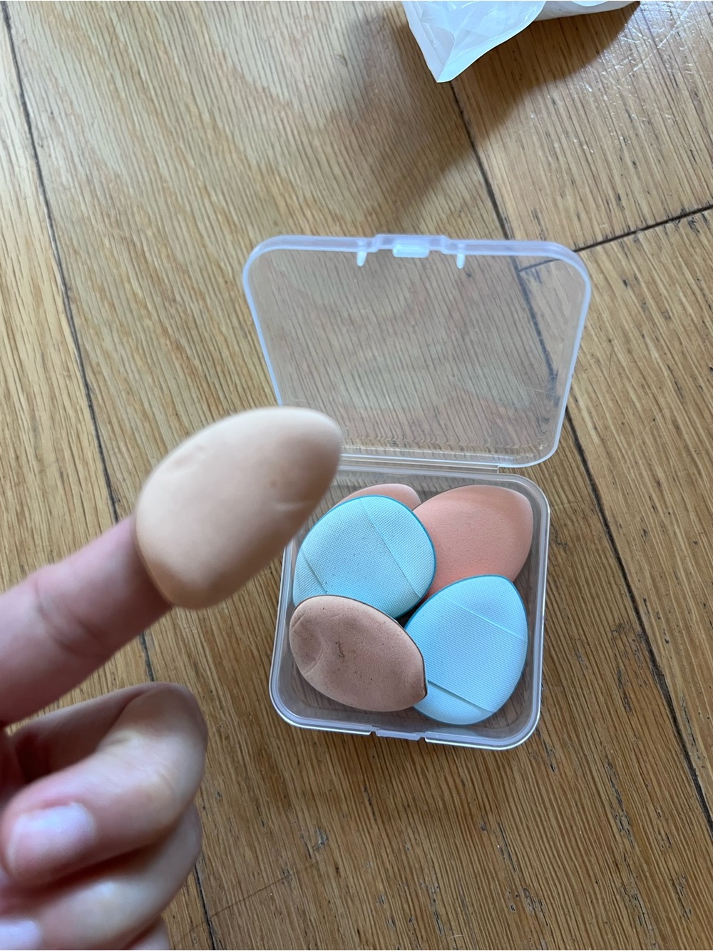 Mini Makeup Sponge Set - Picture 3 of 3